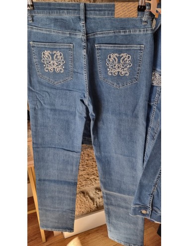 VAQUERO DENIM BORDADO